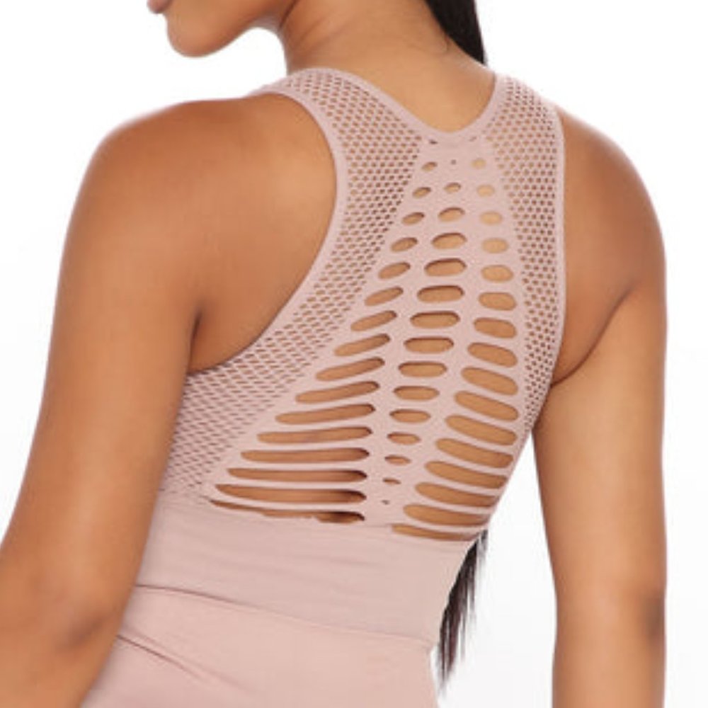 Fashion Nova Diced Up Active Sports Bra In Infinity Seamless - Rose